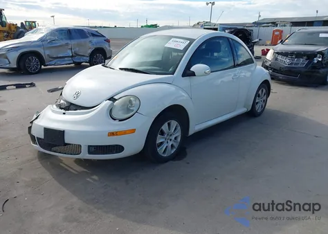 2009 Volkswagen New Beetle 2.5L from USA, damaged, VIN 3VWPW31C39M508140